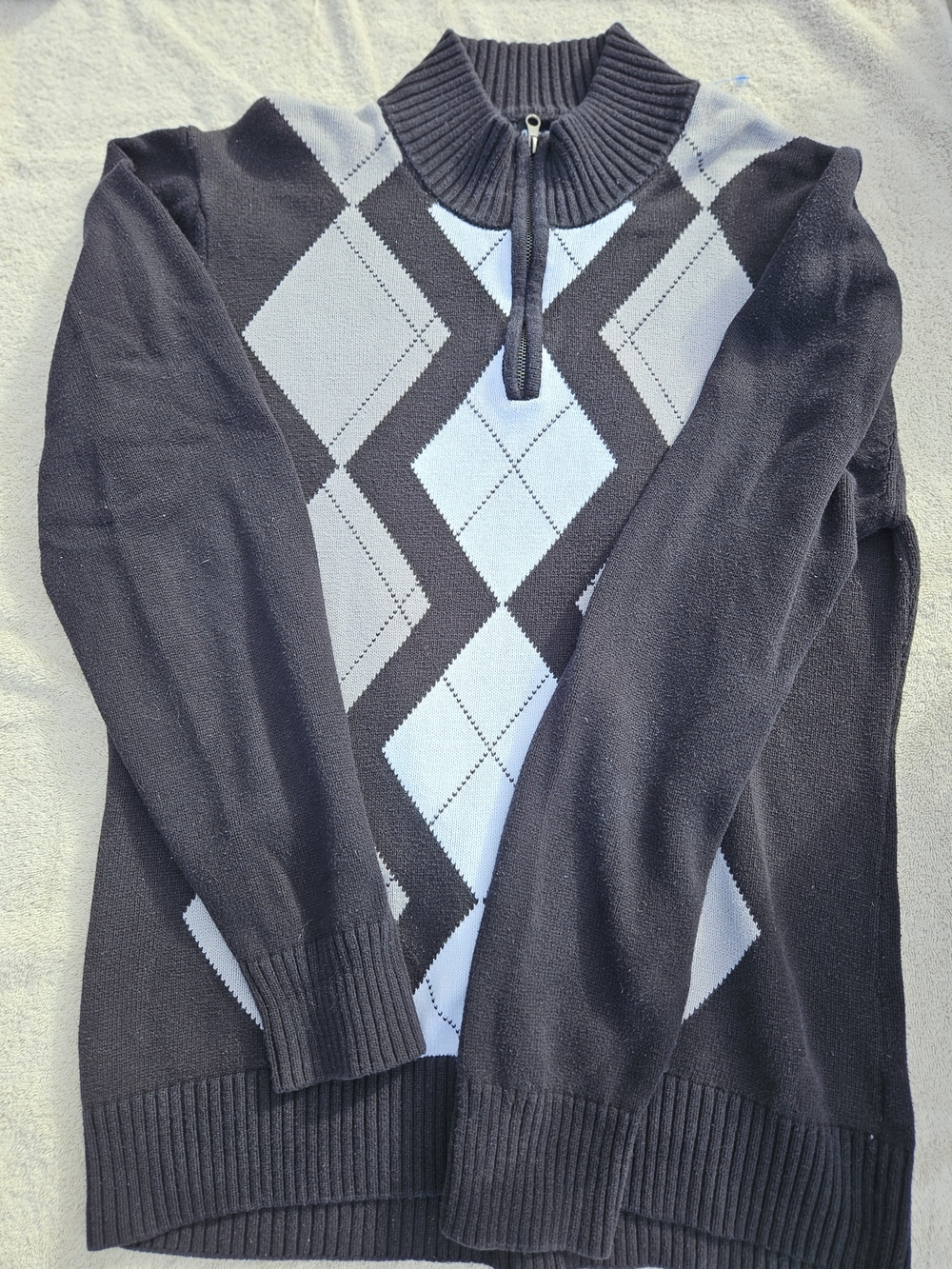 Carbon Men's Zip-Front Argyle Sweater - Black and Light Gray